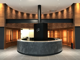 メルセデスベンツショールーム