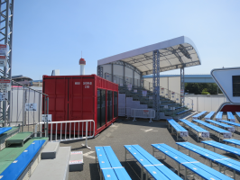 お台場合衆国EXILEブース（コンテナ建築）