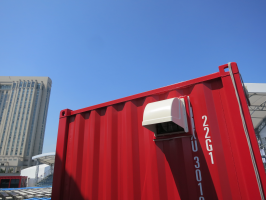 お台場合衆国EXILEブース（コンテナ建築）