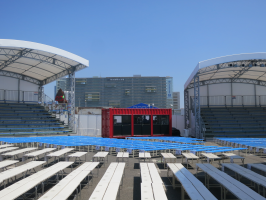 お台場合衆国EXILEブース（コンテナ建築）