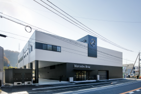 メルセデスベンツ サービス工場