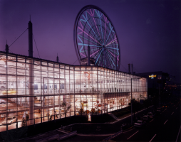 トヨタメガウェブ（自動車展示場）