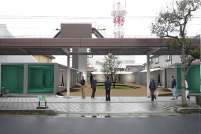 屋台村（コンテナ建築）